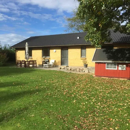 Holiday home Privat Hus Mellem Legoland Og Givskud Zoo *